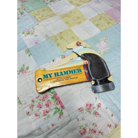 Vintage 1988 My Hammer Toddler Board Book by Lyn Sandow - Picture 1 of 7